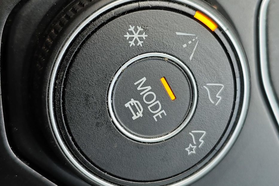 Продам Volkswagen Tiguan SEL 2018 года в г. Верхнеднепровск, Днепропетровская область