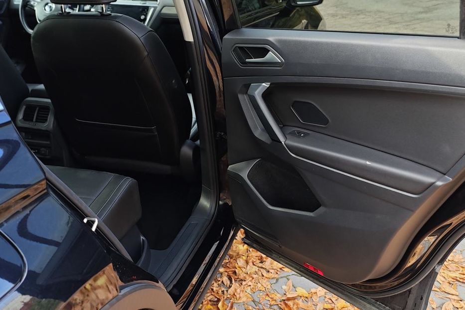 Продам Volkswagen Tiguan SEL 2018 года в г. Верхнеднепровск, Днепропетровская область