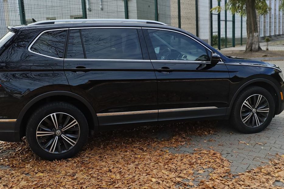 Продам Volkswagen Tiguan SEL 2018 года в г. Верхнеднепровск, Днепропетровская область