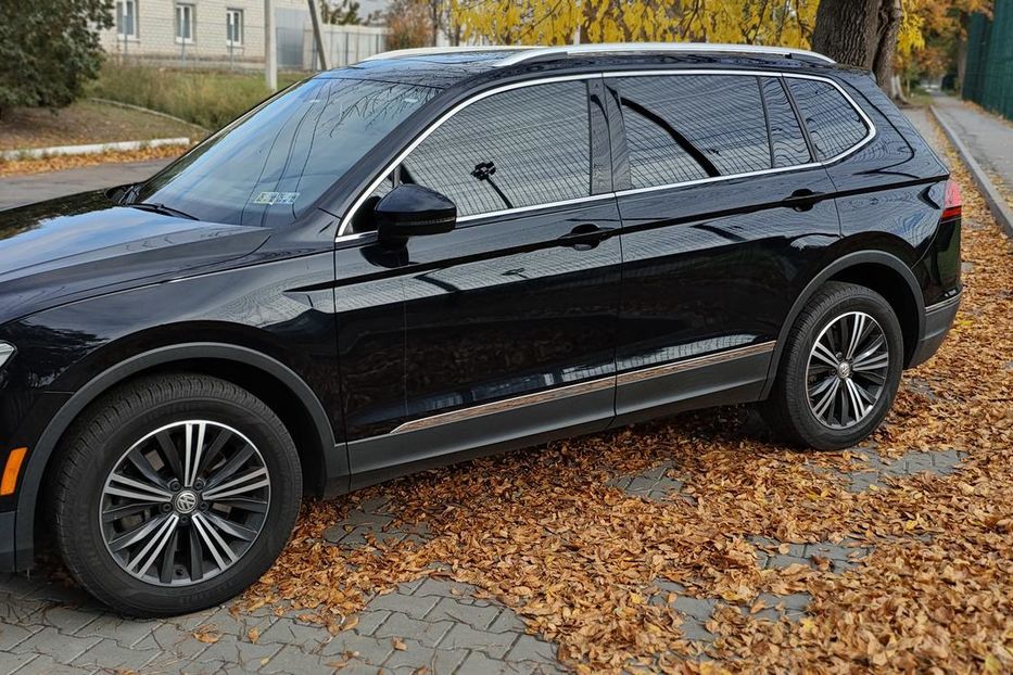 Продам Volkswagen Tiguan SEL 2018 года в г. Верхнеднепровск, Днепропетровская область