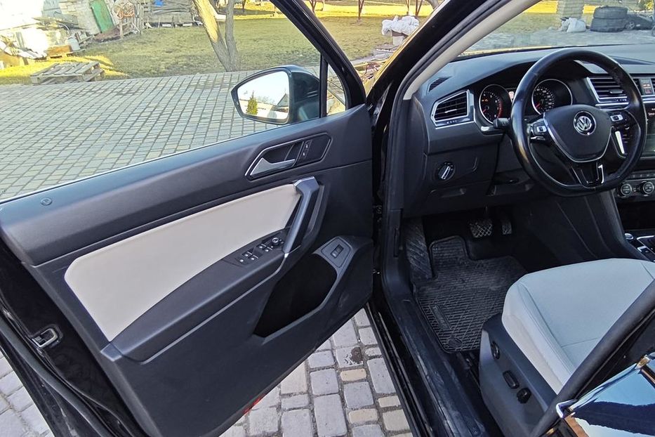 Продам Volkswagen Tiguan SEL 2018 года в г. Верхнеднепровск, Днепропетровская область
