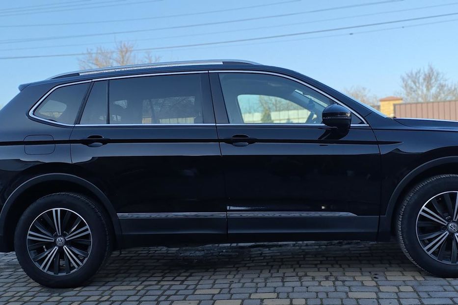 Продам Volkswagen Tiguan SEL 2018 года в г. Верхнеднепровск, Днепропетровская область