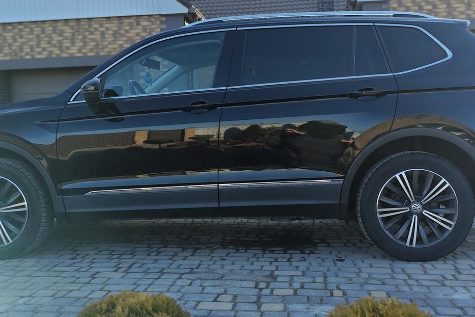 Продам Volkswagen Tiguan SEL 2018 года в г. Верхнеднепровск, Днепропетровская область