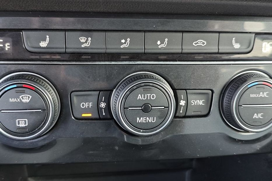 Продам Volkswagen Tiguan SEL 2018 года в г. Верхнеднепровск, Днепропетровская область