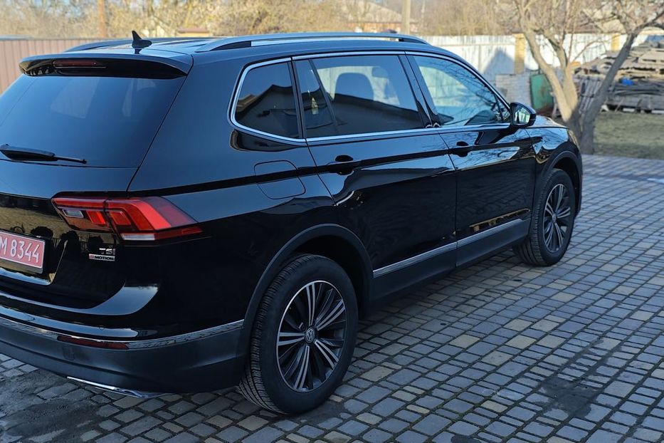 Продам Volkswagen Tiguan SEL 2018 года в г. Верхнеднепровск, Днепропетровская область