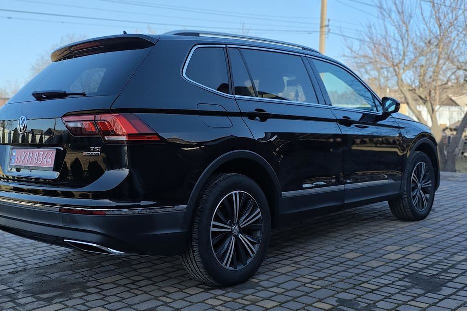 Продам Volkswagen Tiguan SEL 2018 года в г. Верхнеднепровск, Днепропетровская область