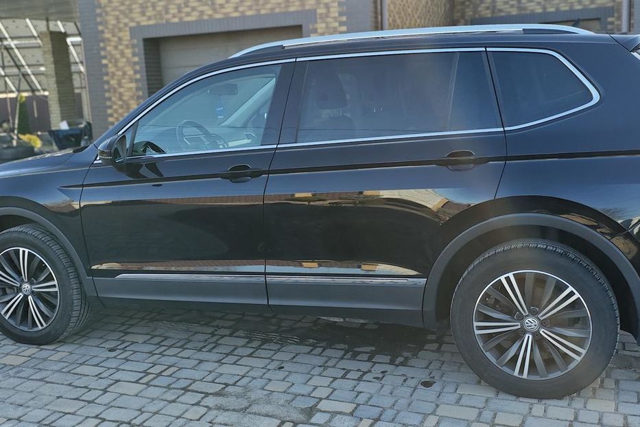 Продам Volkswagen Tiguan SEL 2018 года в г. Верхнеднепровск, Днепропетровская область