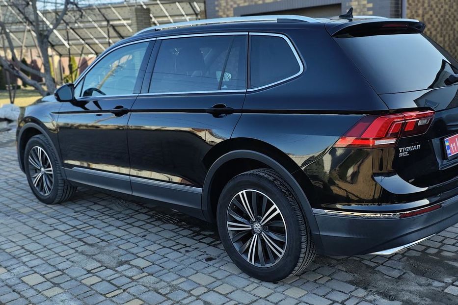 Продам Volkswagen Tiguan SEL 2018 года в г. Верхнеднепровск, Днепропетровская область