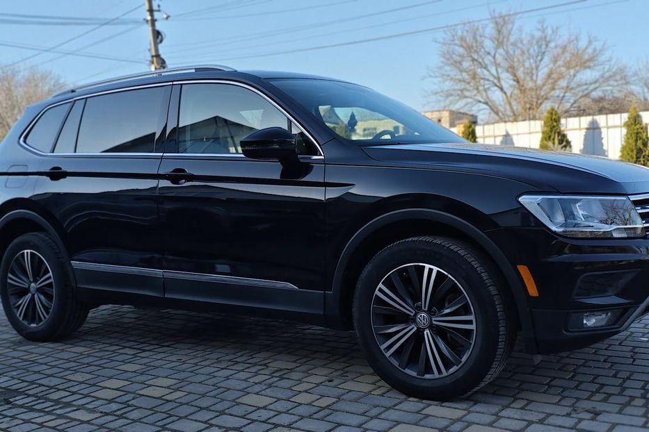 Продам Volkswagen Tiguan SEL 2018 года в г. Верхнеднепровск, Днепропетровская область