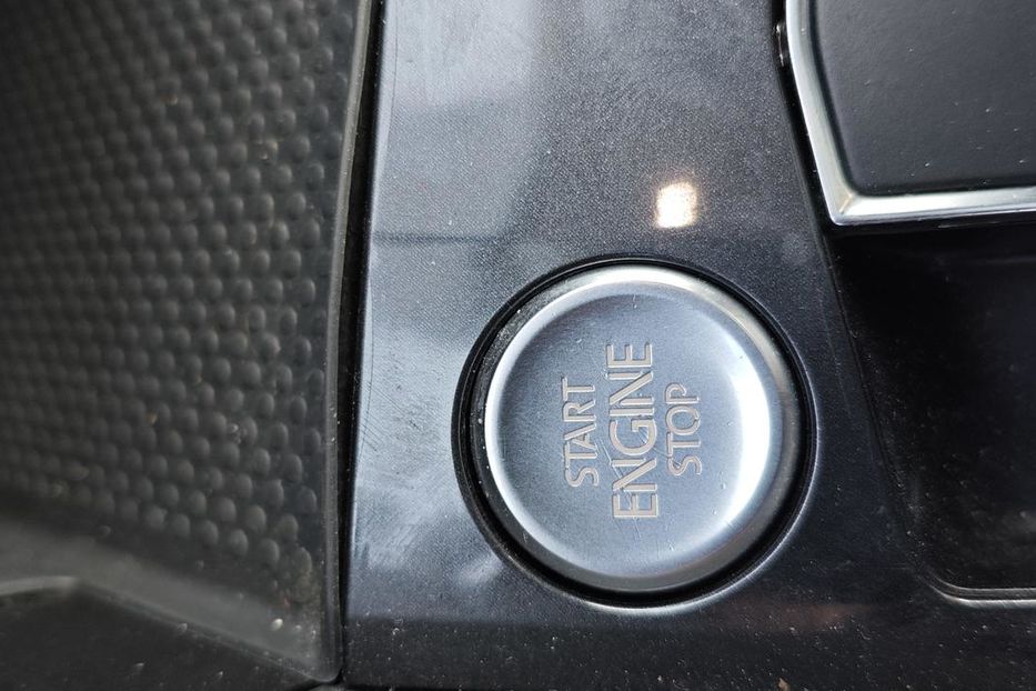 Продам Volkswagen Tiguan SEL 2018 года в г. Верхнеднепровск, Днепропетровская область