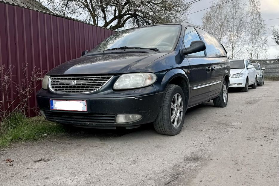 Продам Chrysler Grand Voyager 2001 года в Житомире