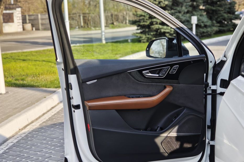 Продам Audi Q7 Prestige 2016 года в Днепре