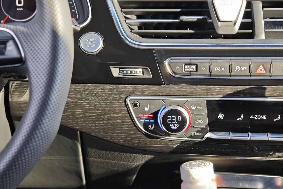 Продам Audi Q7 Prestige 2016 года в Днепре