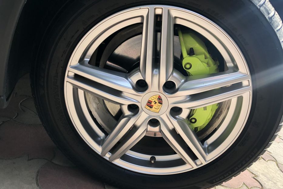 Продам Porsche Cayenne 2015 года в Одессе