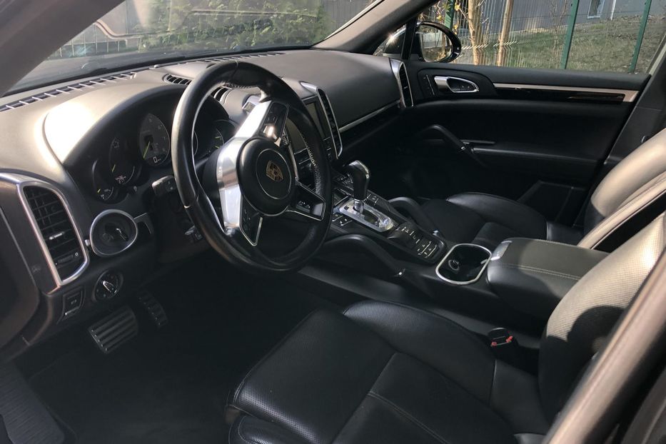 Продам Porsche Cayenne 2015 года в Одессе