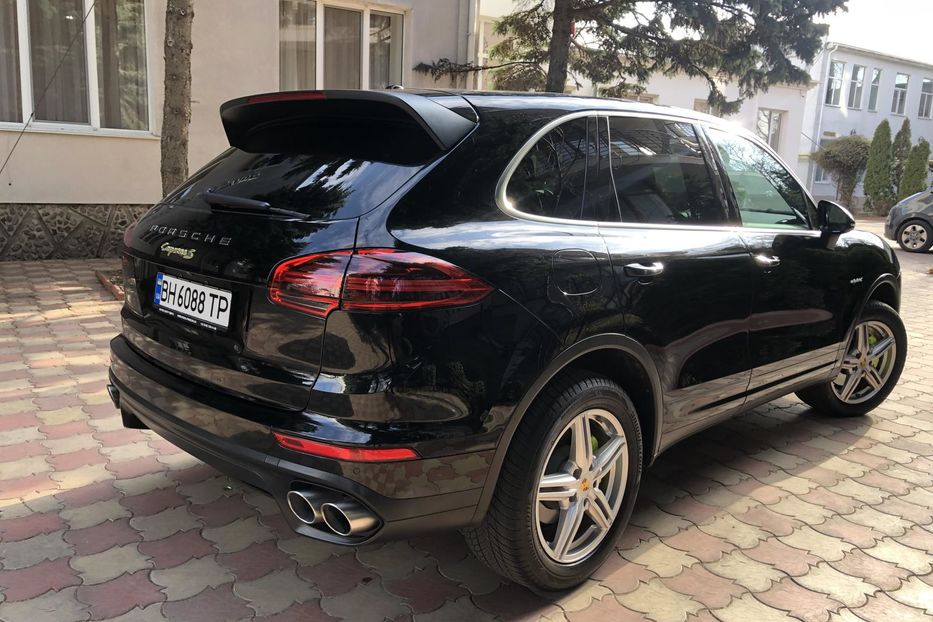 Продам Porsche Cayenne 2015 года в Одессе