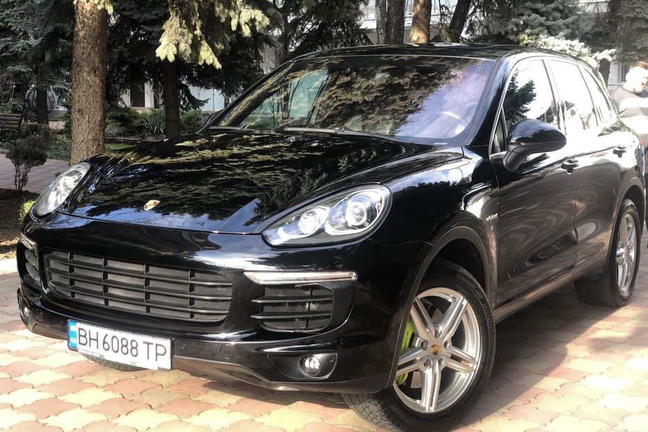 Продам Porsche Cayenne 2015 года в Одессе