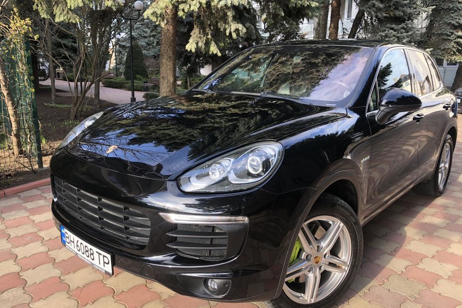 Продам Porsche Cayenne 2015 года в Одессе