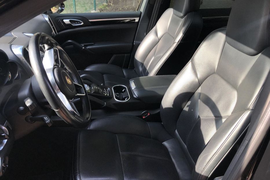 Продам Porsche Cayenne 2015 года в Одессе