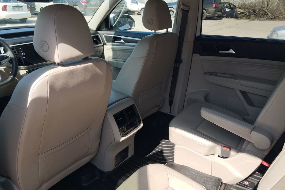 Продам Volkswagen Atlas 2022 года в Житомире