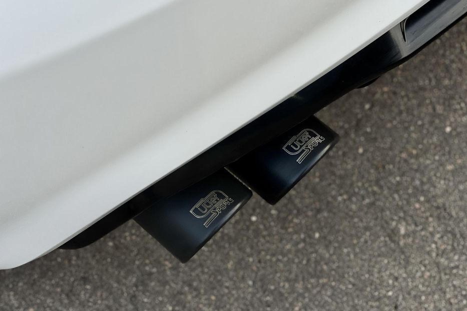 Продам BMW 2 Series 228i Xdrive 2015 года в Луцке