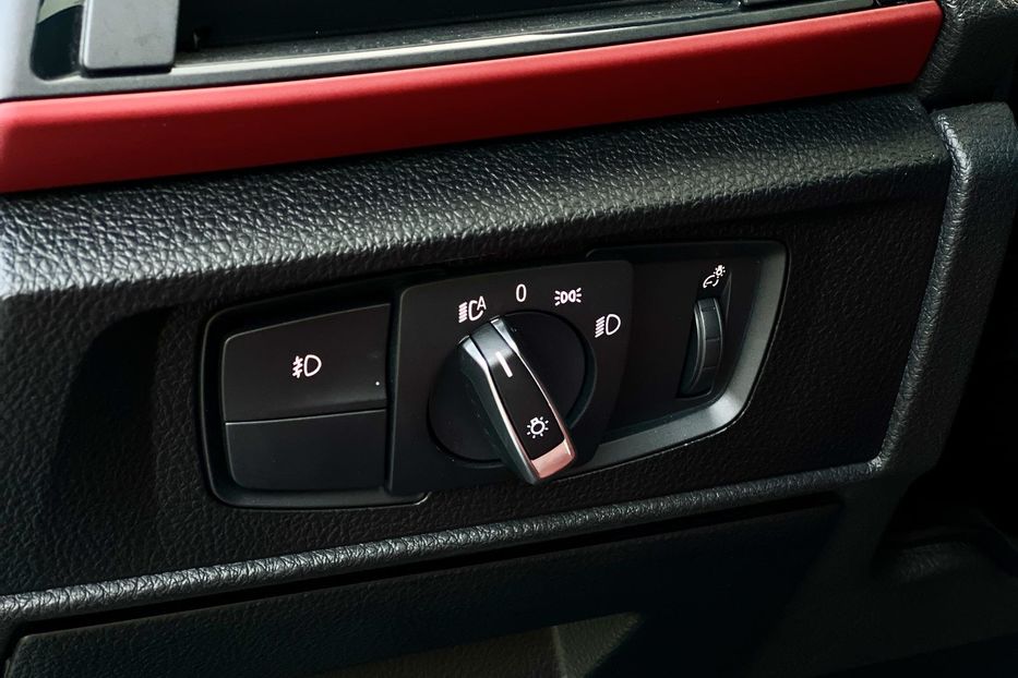 Продам BMW 2 Series 228i Xdrive 2015 года в Луцке