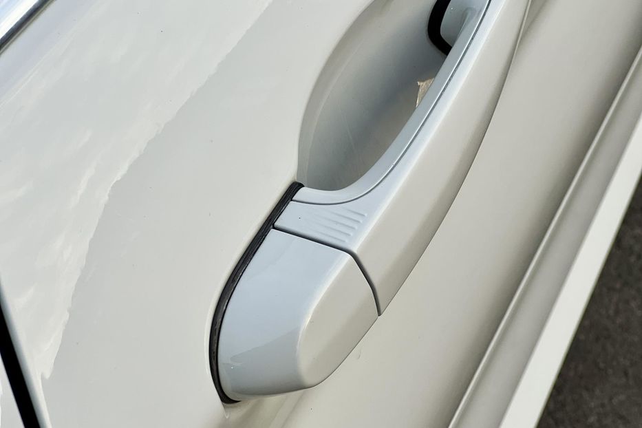 Продам BMW 2 Series 228i Xdrive 2015 года в Луцке