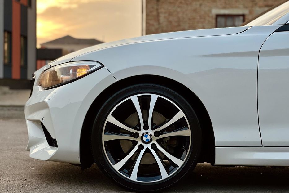 Продам BMW 2 Series 228i Xdrive 2015 года в Луцке