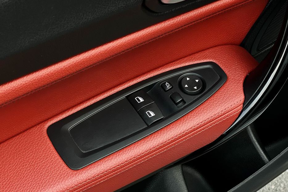 Продам BMW 2 Series 228i Xdrive 2015 года в Луцке