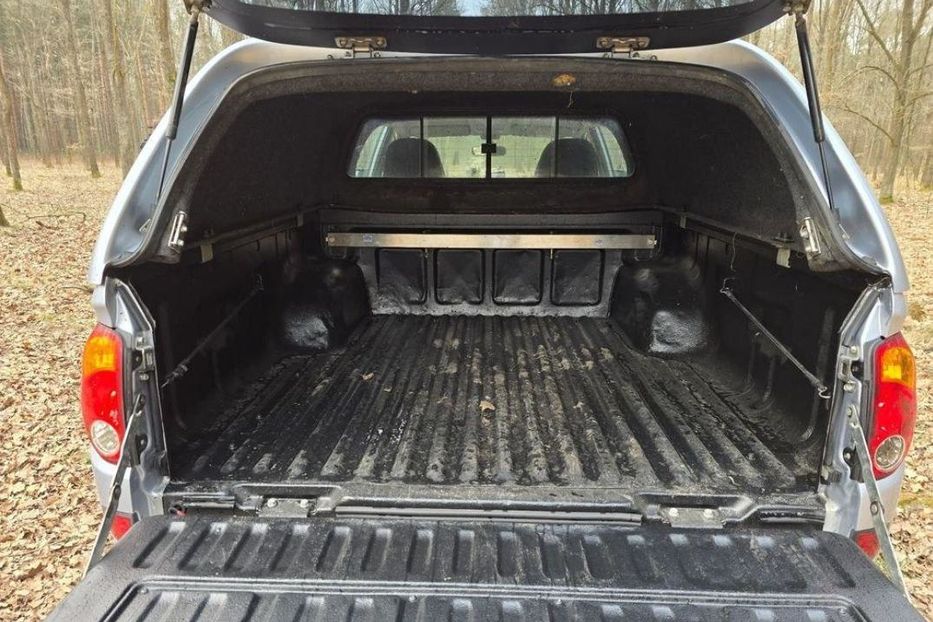 Продам Mitsubishi L 200 2012 года в г. Покровск, Донецкая область