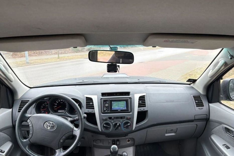 Продам Toyota Hilux 2009 года в г. Павлоград, Днепропетровская область