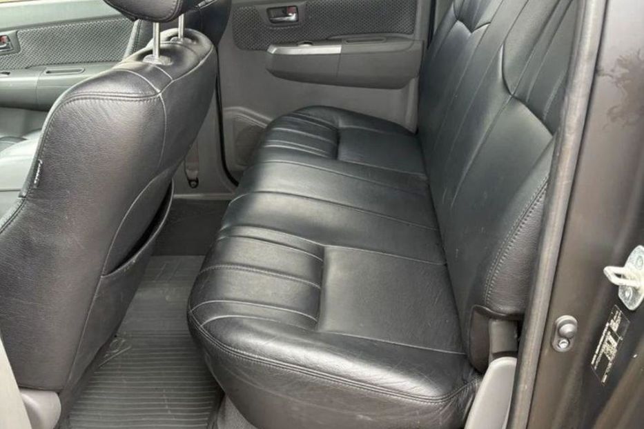 Продам Toyota Hilux 2009 года в г. Павлоград, Днепропетровская область