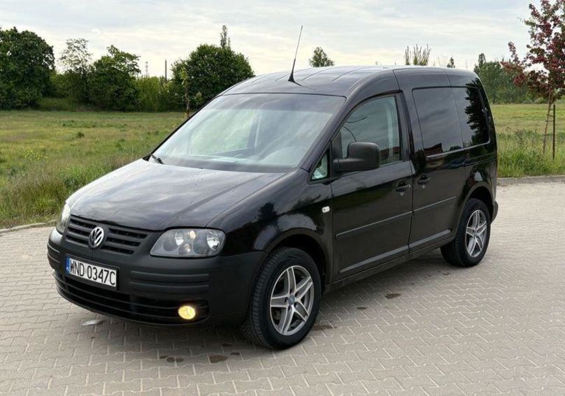 Продам Volkswagen Caddy пасс. 2006 года в г. Ивано-франково, Львовская область