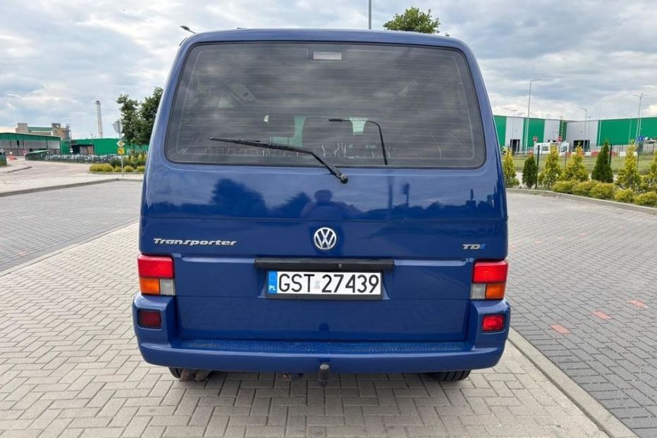 Продам Volkswagen T4 (Transporter) пасс. 2002 года в Харькове