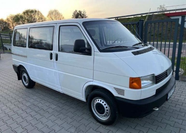 Продам Volkswagen T4 (Transporter) пасс. 2000 года в Запорожье
