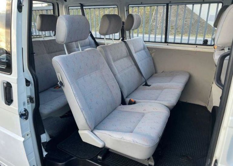 Продам Volkswagen T4 (Transporter) пасс. 2000 года в Запорожье