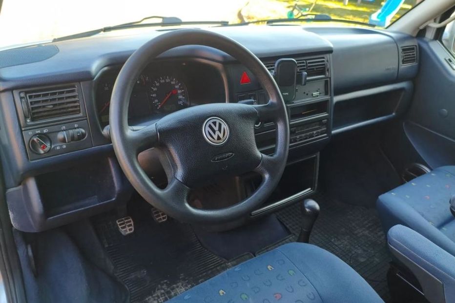 Продам Volkswagen Caravella 2001 года в г. Бахмутское, Донецкая область