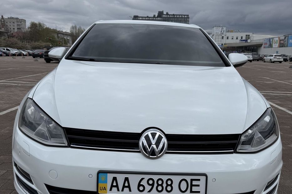 Продам Volkswagen Golf VII 2013 года в Житомире