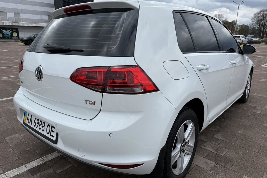 Продам Volkswagen Golf VII 2013 года в Житомире