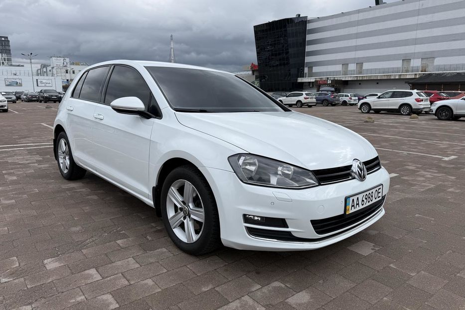 Продам Volkswagen Golf VII 2013 года в Житомире
