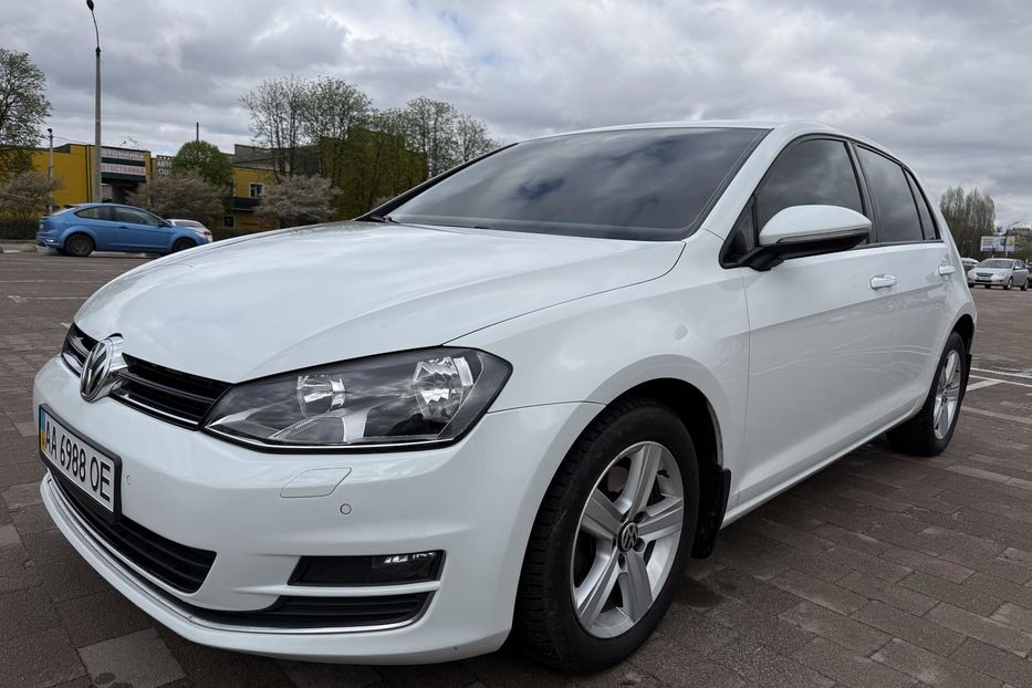 Продам Volkswagen Golf VII 2013 года в Житомире