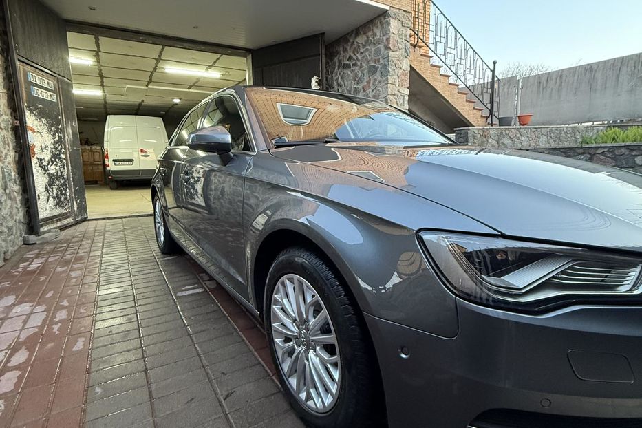 Продам Audi A3 2015 года в г. Канев, Черкасская область