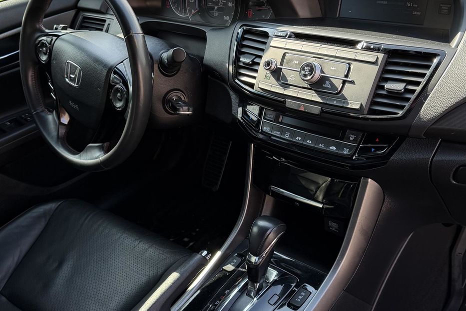 Продам Honda Accord Sport 2017 года в Харькове