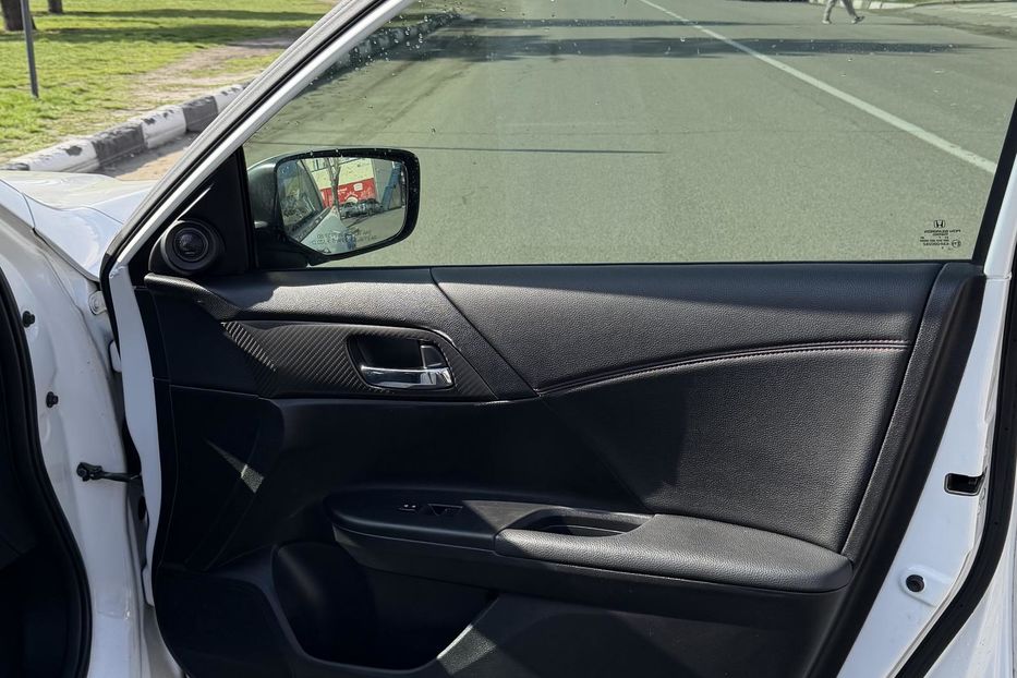 Продам Honda Accord Sport 2017 года в Харькове