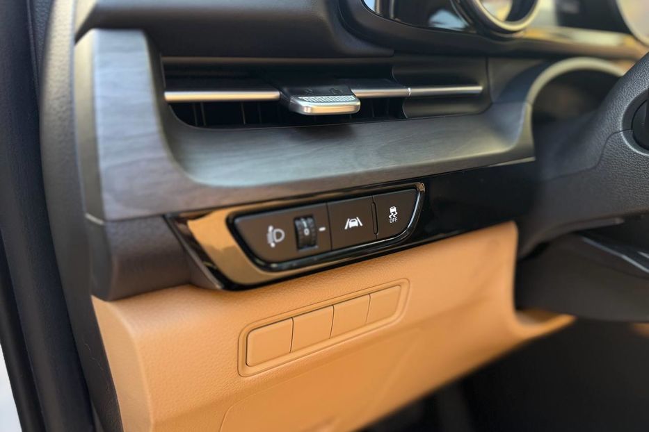 Продам Kia Carnival 2020 года в Одессе