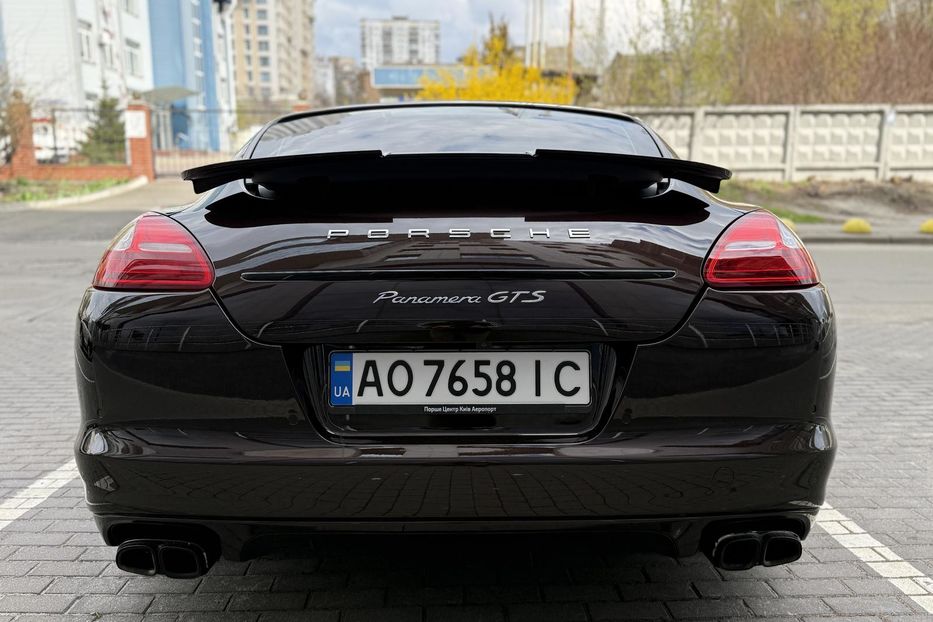 Продам Porsche Panamera GTS 2013 года в Киеве
