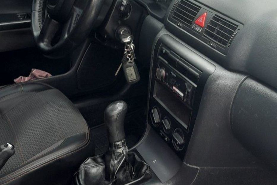 Продам Skoda Octavia Tour 2010 года в Харькове