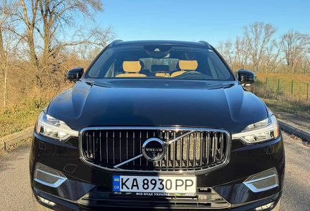 Продам Volvo XC60 2017 года в Киеве