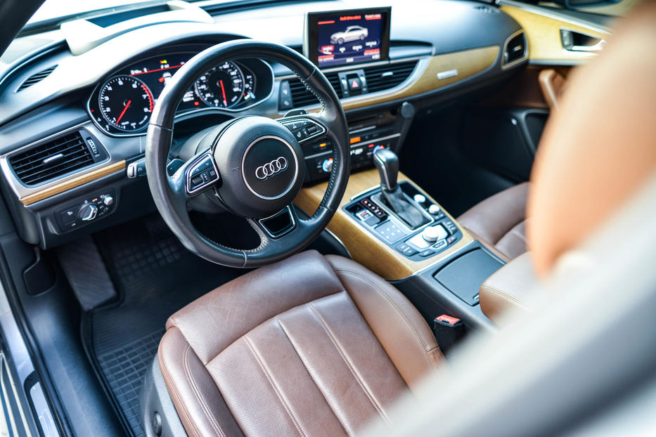 Продам Audi A6 MAX PRESTIGE 2016 2015 года в Одессе
