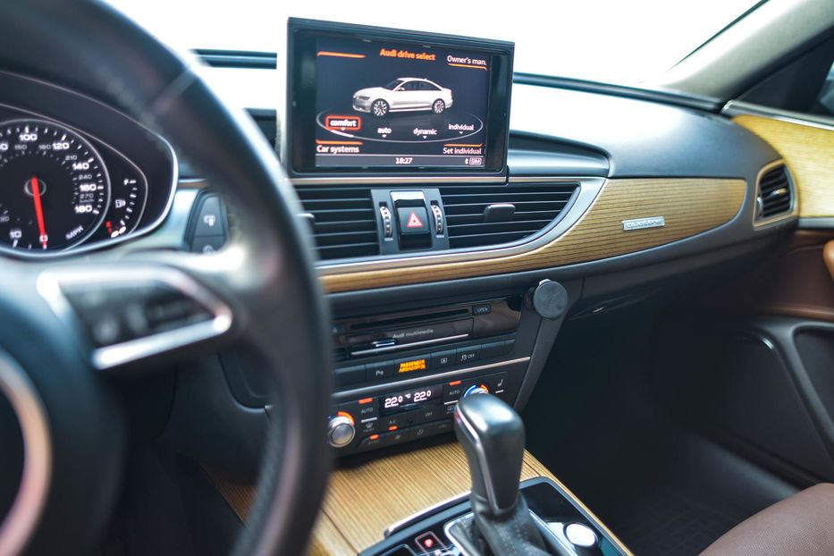 Продам Audi A6 MAX PRESTIGE 2016 2015 года в Одессе